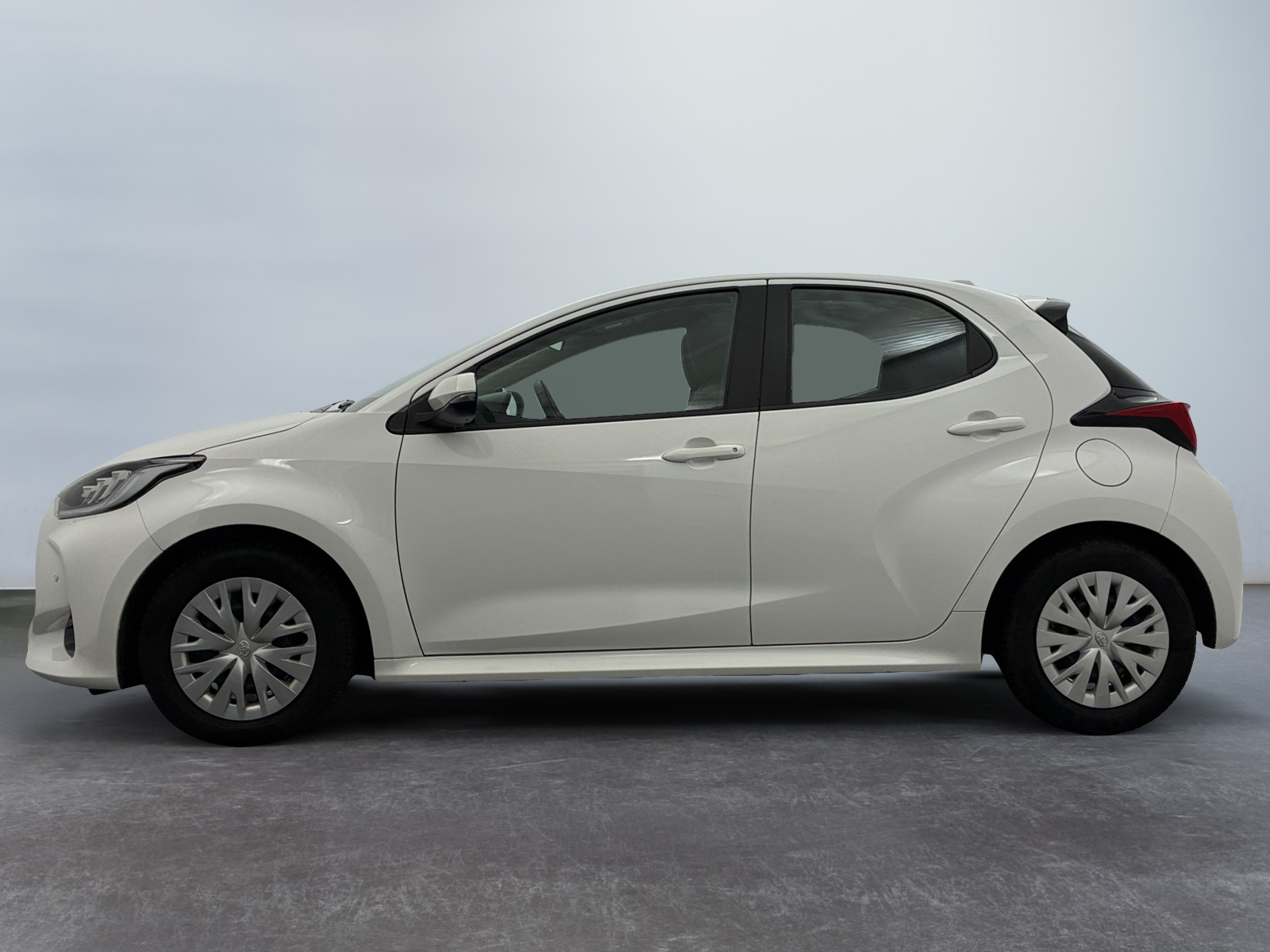 TOYOTA YARIS AFFAIRES HYBRIDE 116H DYNAMIC BUSINESS + PROGRAMME BEYOND ZERO ACADEMY 2024