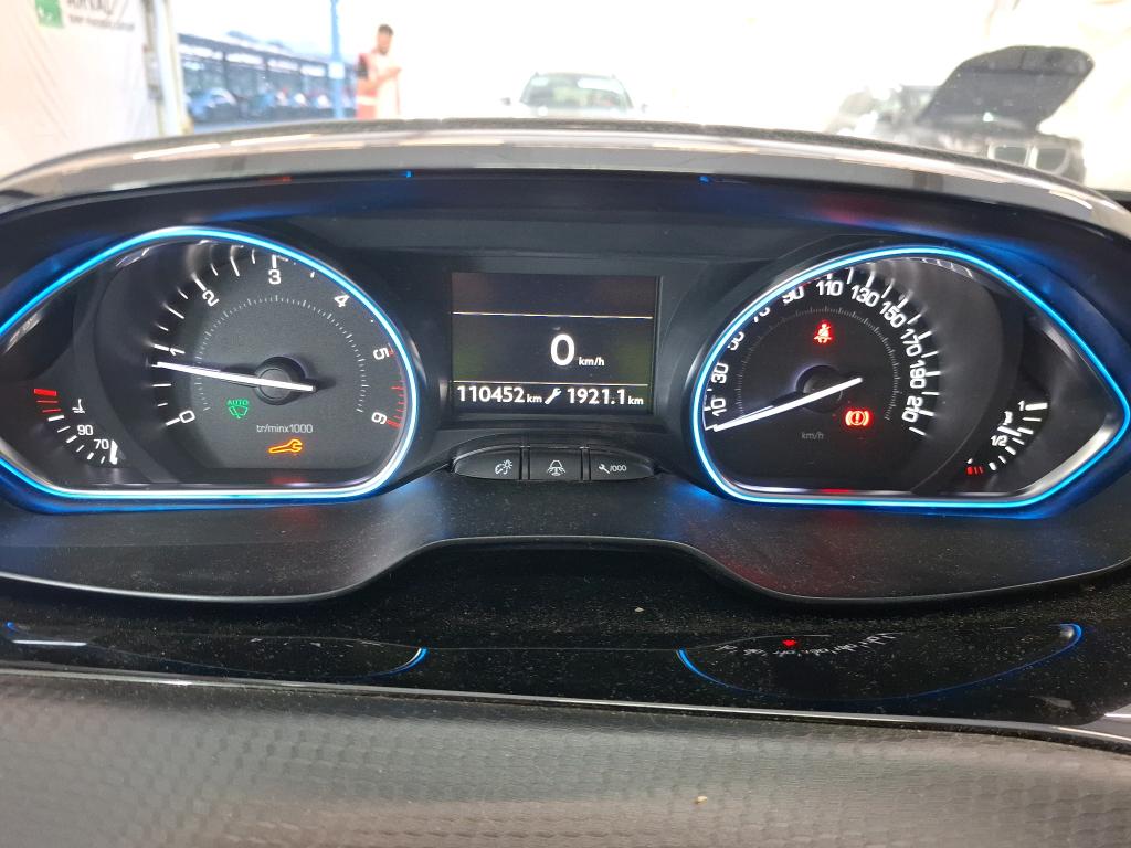 PEUGEOT 2008 BUSINESS 1.6 BlueHDi 100ch S&S BVM5 Allure 2017
