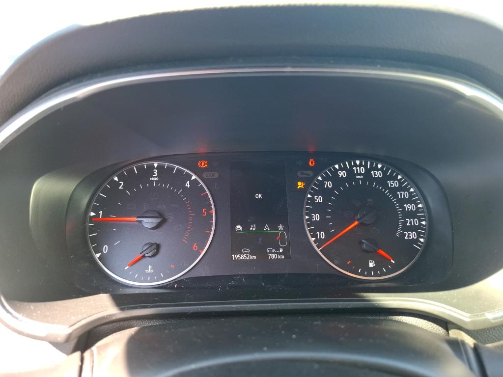 RENAULT MEGANE SOCIETE IV BLUE DCI 115 - 21N AIR NAV 2P 2022