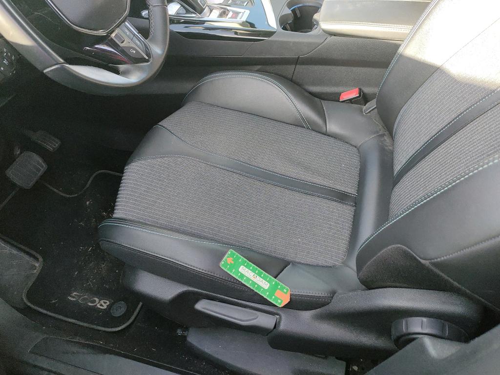 PEUGEOT 5008 PureTech 130ch S&S EAT8 Allure Pack 2021