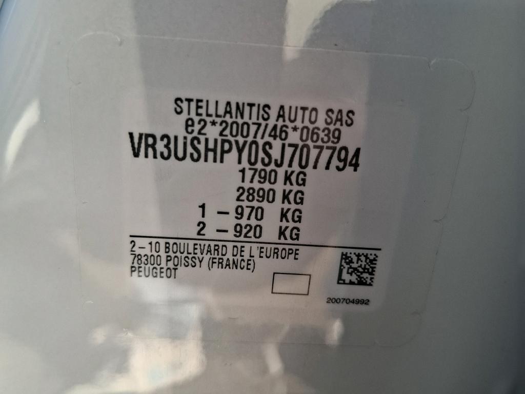 PEUGEOT 2008 Hybrid 145 ch e-DCS6 Allure 2025