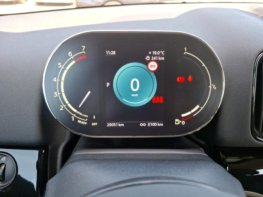 MINI COUNTRYMAN F60 LCI 136 ch BVA7 Cooper Essential 2023