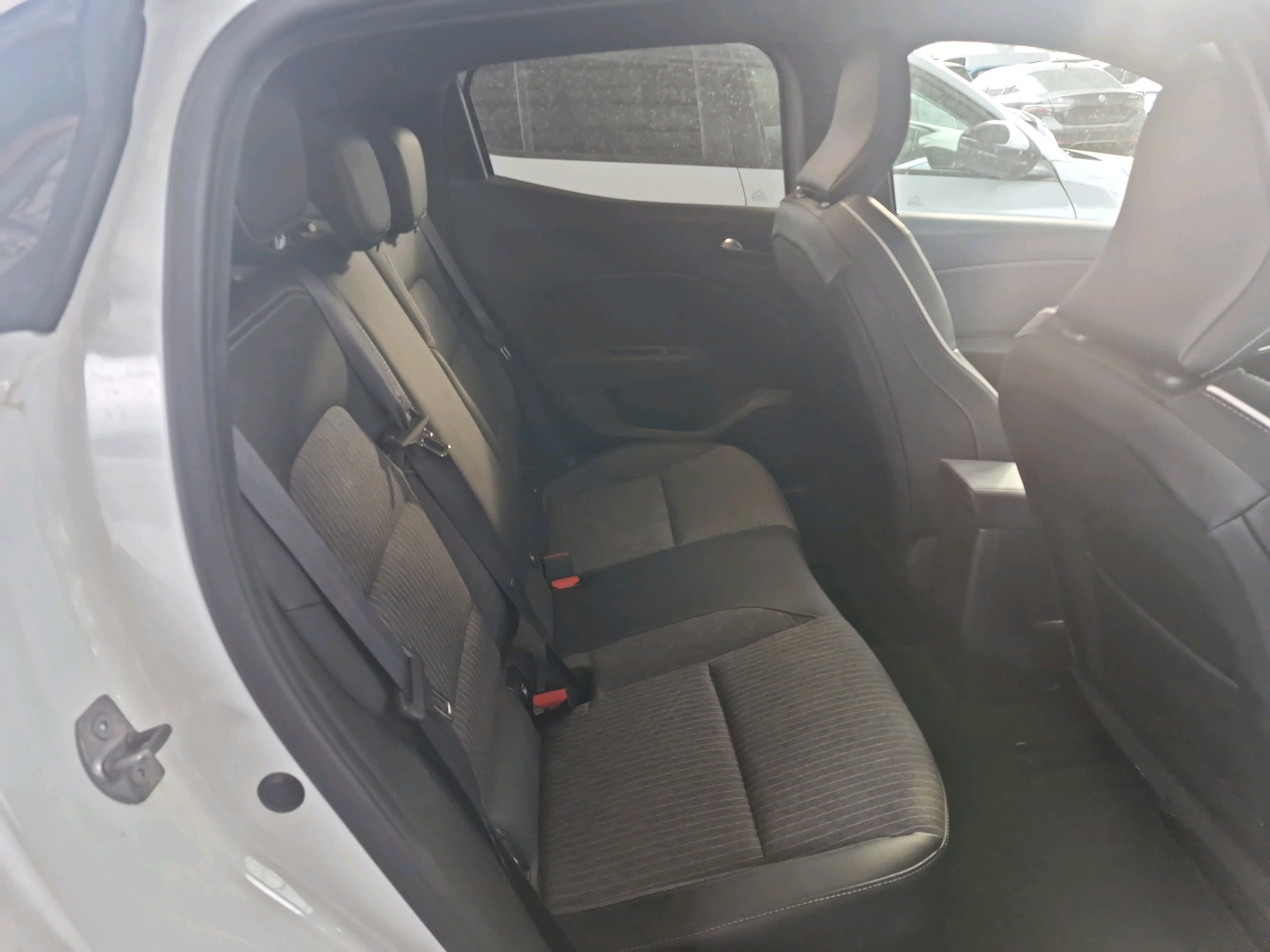 MITSUBISHI Colt 1.6 MPI HEV 143 Intense 2024