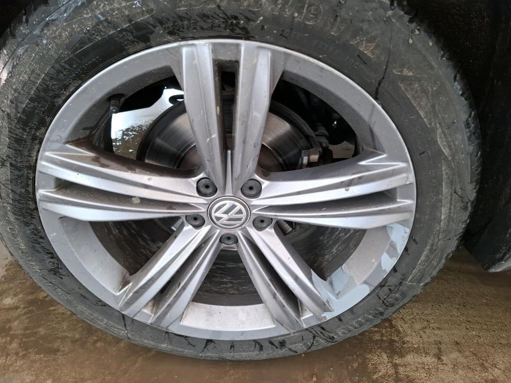 VOLKSWAGEN TIGUAN 2.0 TDI 150 DSG7 Carat 2019