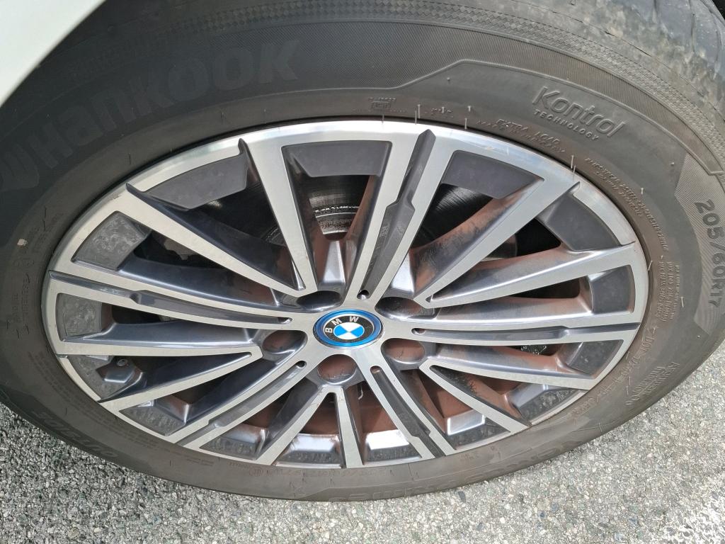 BMW SERIE 2 ACTIVE TOURER 225e xDrive 245 ch DKG7 Luxury 2023