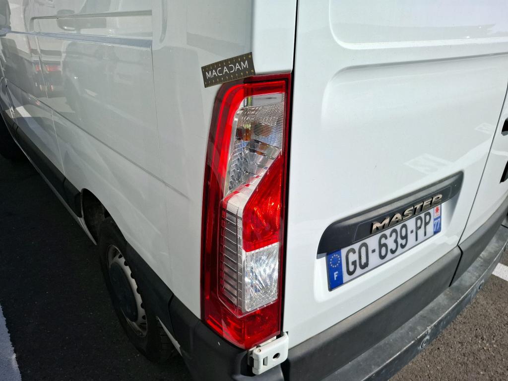 RENAULT MASTER FOURGON FGN TRAC F3300 L1H1 BLUE DCI 135 GRAND CONFORT 2023