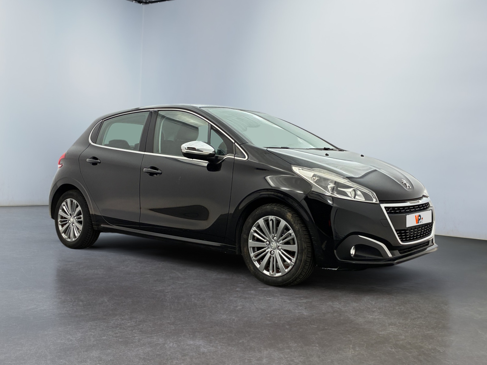 PEUGEOT 208 1.6 BlueHDi 100ch BVM5 Allure Allure 2016