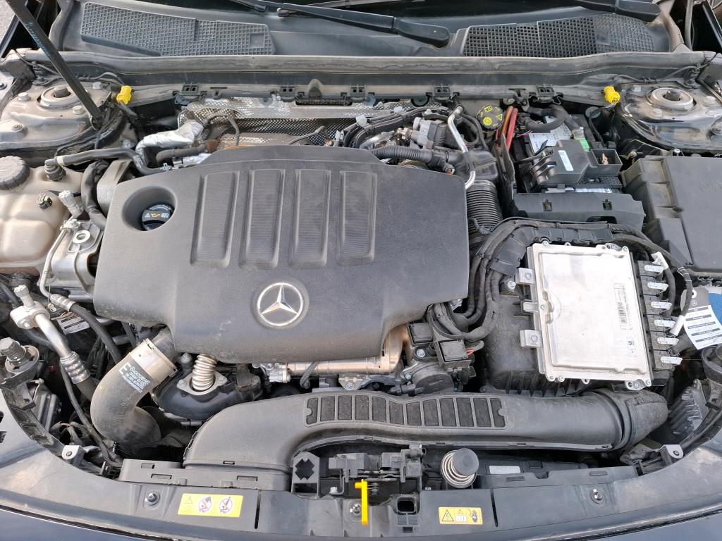 MERCEDES-BENZ MERCEDES CLASSE CLA SHOOTING Brake 200 d 8G-DCT AMG Line 2022