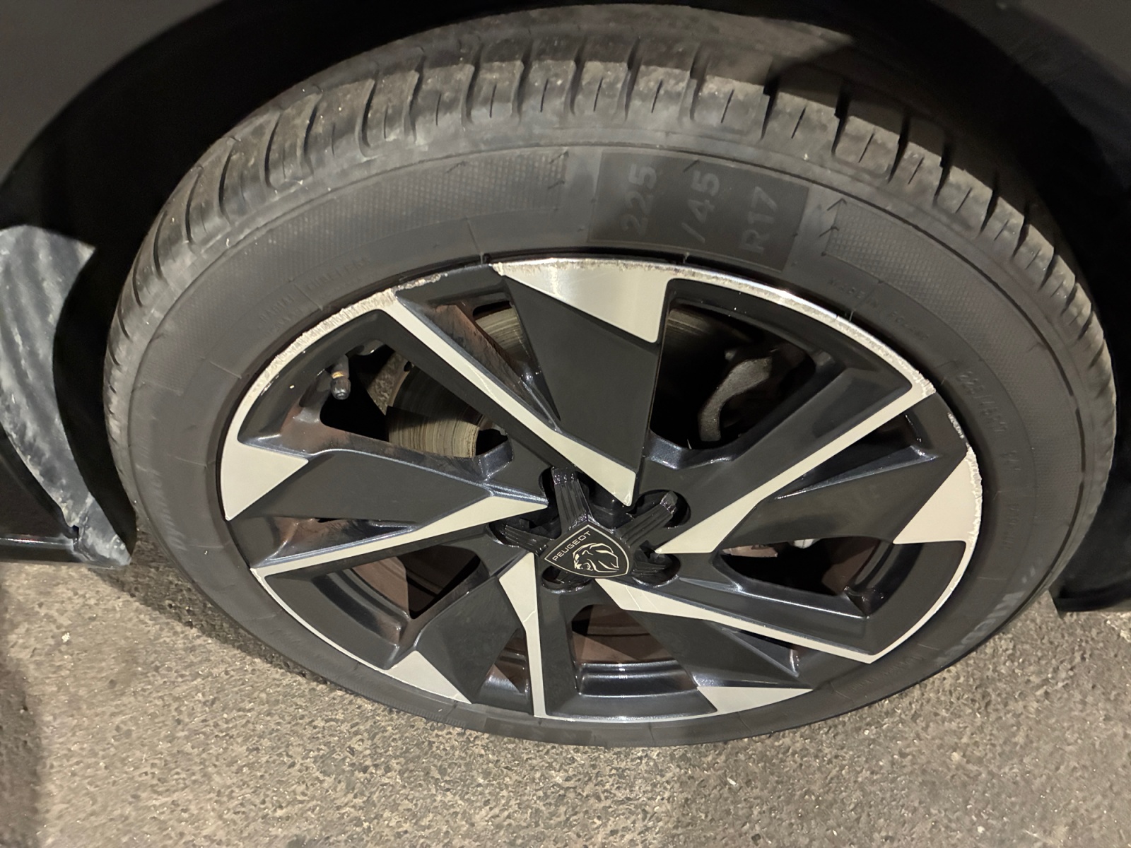 PEUGEOT 308 SW BlueHDi 130ch S&S EAT8 Allure 2025