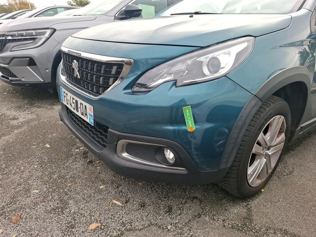 PEUGEOT 2008 PureTech 82ch S&S BVM5 Signature 2019