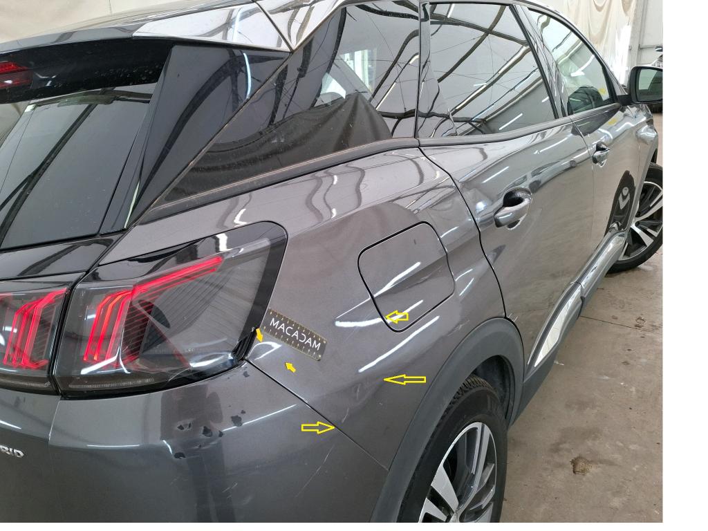 PEUGEOT 3008 Hybrid 225 e-EAT8 Allure Pack 2022