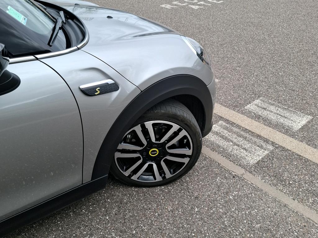 MINI HATCH 3 Portes Cooper SE 184 ch Edition Premium 2023
