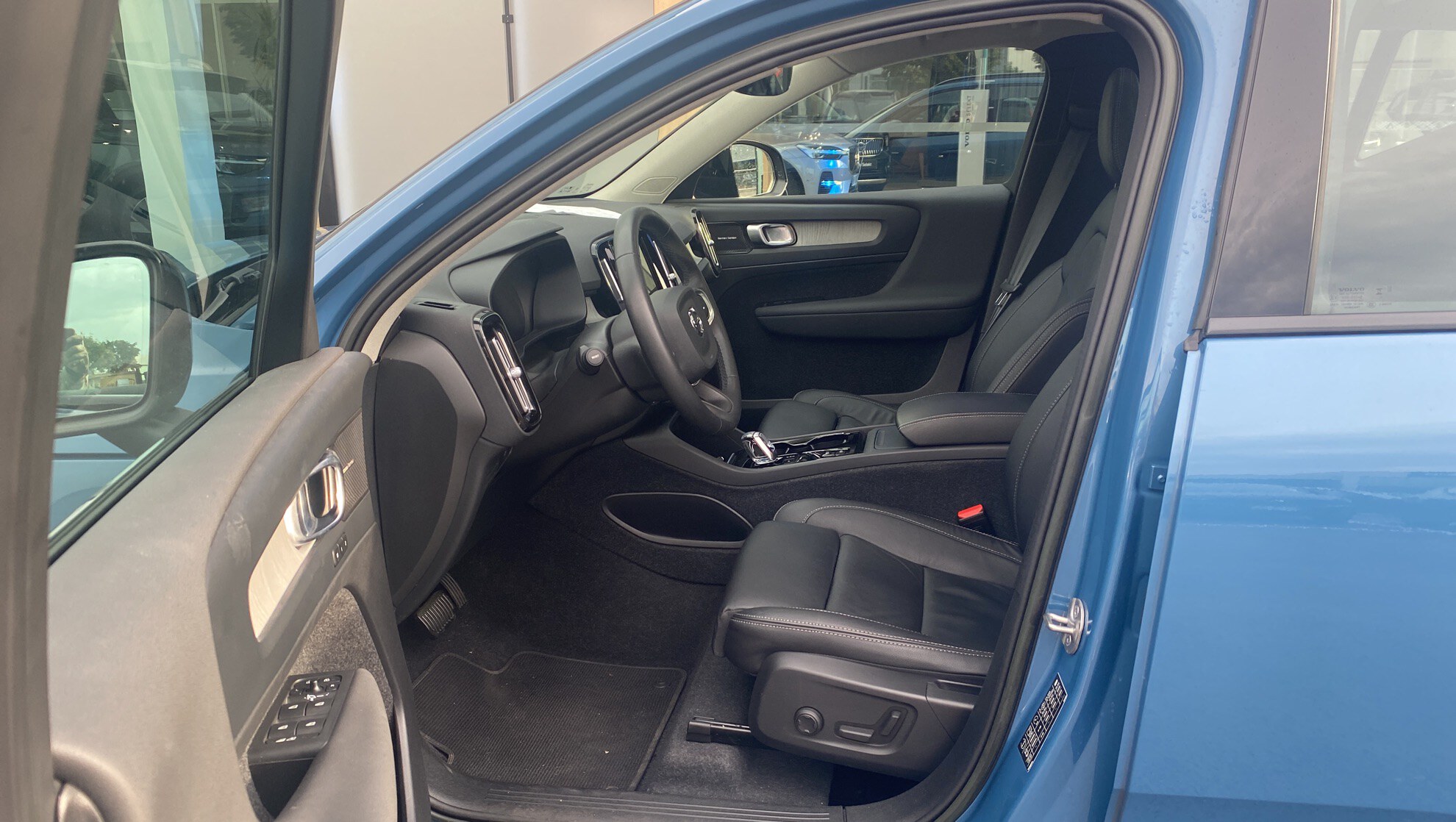 VOLVO XC40 B3 163 ch DCT7 Ultimate 2023