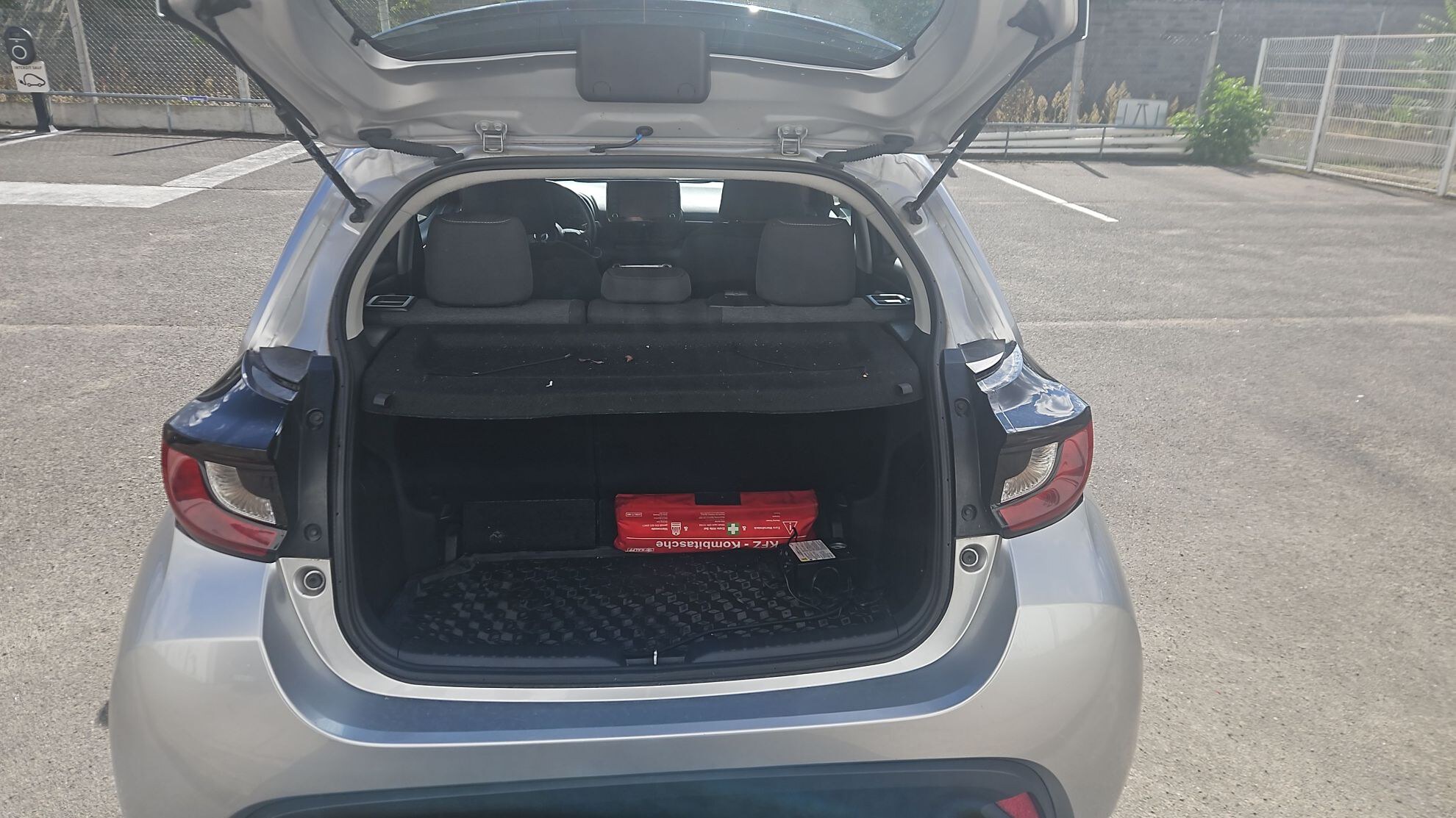 MAZDA MAZDA2 HYBRID 1.5L CVT 116 ch Agile 2024
