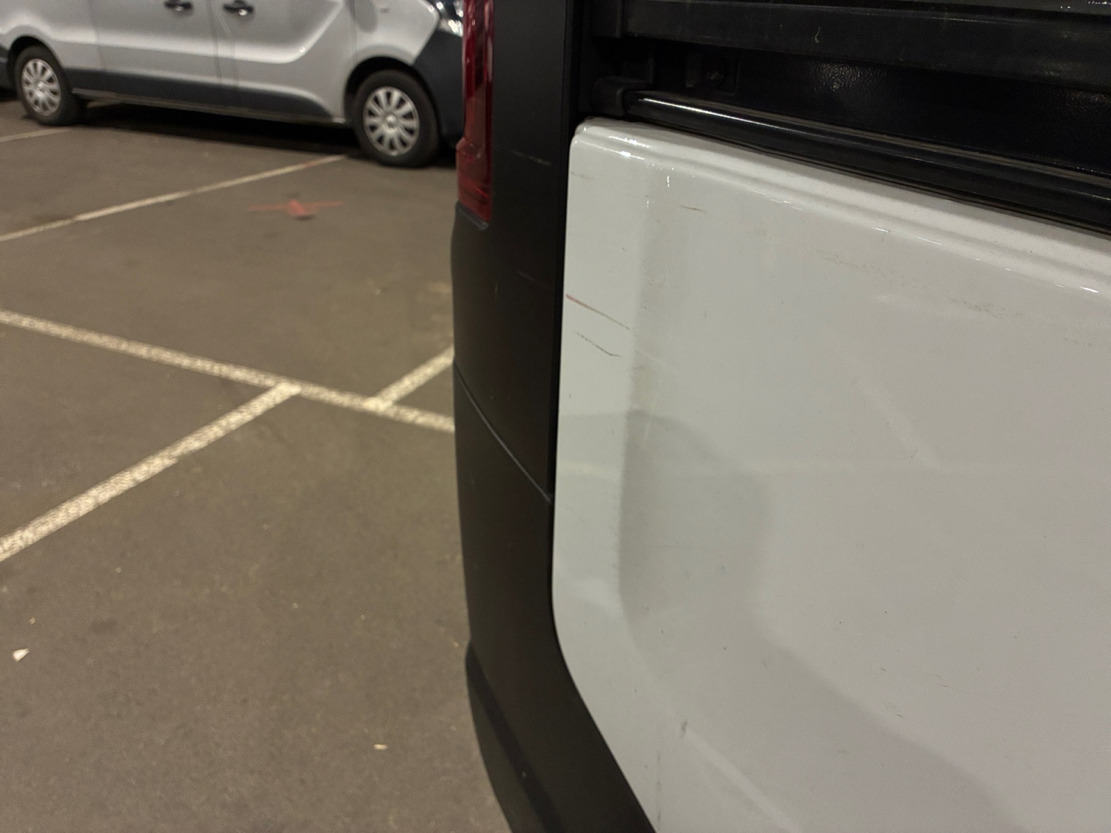 RENAULT TRAFIC FGN L1H1 1000 KG DCI 95 E6 GRAND CONFORT 2020
