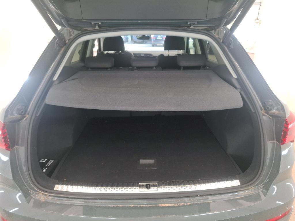 AUDI Q3 35 TFSI 150 ch S tronic 7 Design Luxe 2022