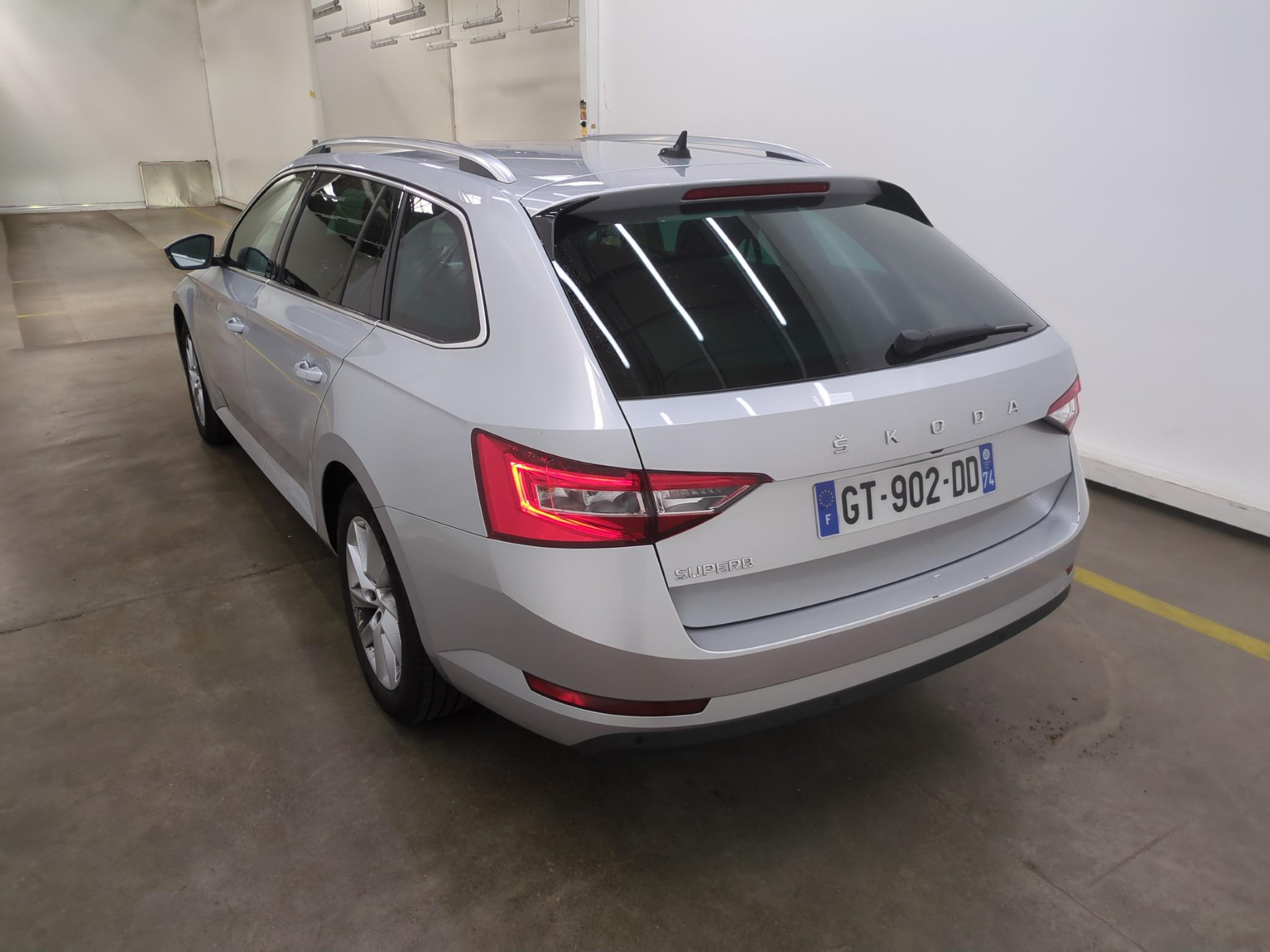 SKODA SUPERB COMBI 2.0 TDI 150 SCR DSG7 Business 2023