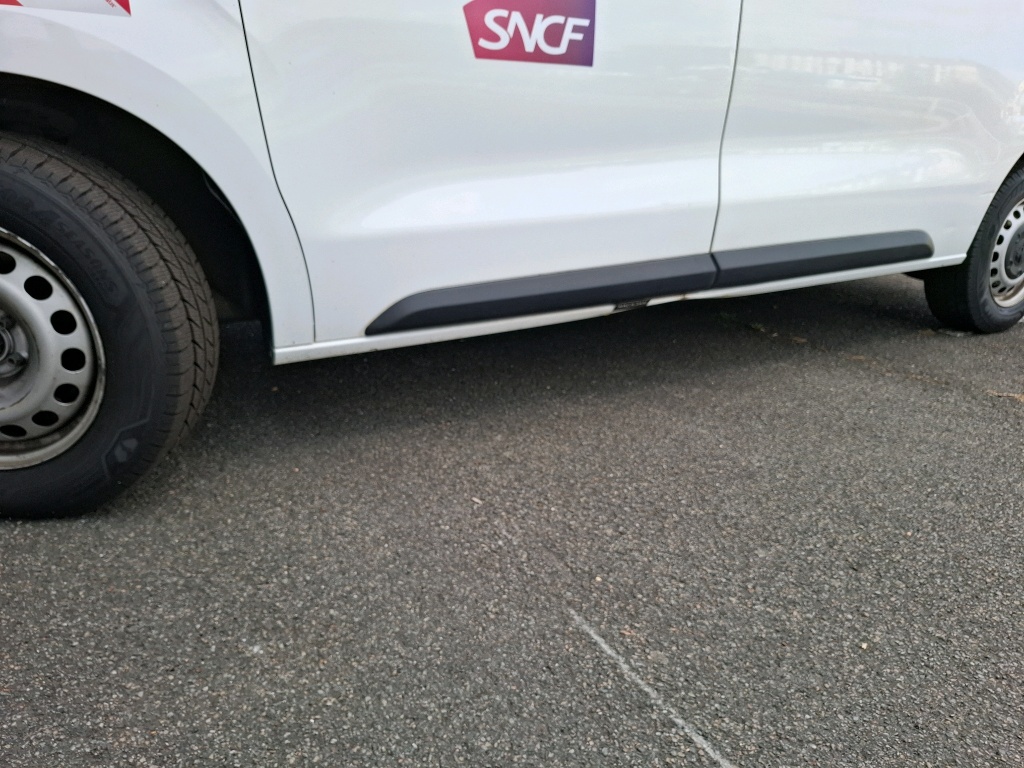 PEUGEOT EXPERT FOURGON TOLE STANDARD 2.0 BLUEHDI 120 S&S BVM6 PREMIUM 2018