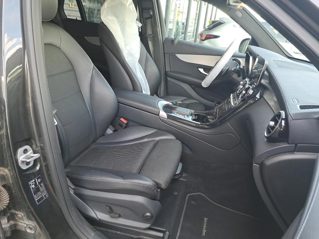 MERCEDES-BENZ CLASSE GLC 300 de 9G-Tronic 4Matic Avantgarde Line 2022