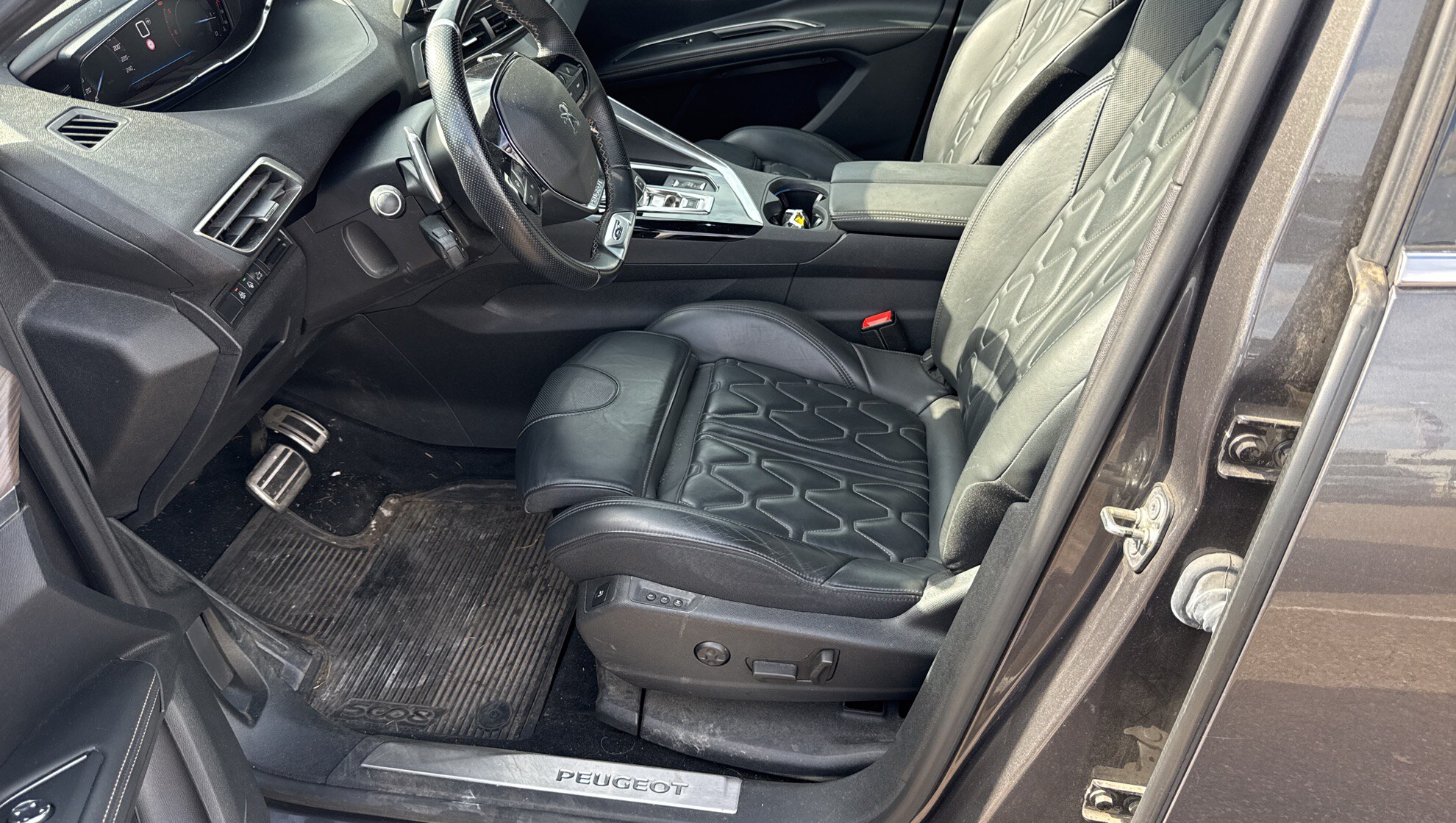 PEUGEOT 5008 BlueHDi 180ch S&S EAT8 GT 2020