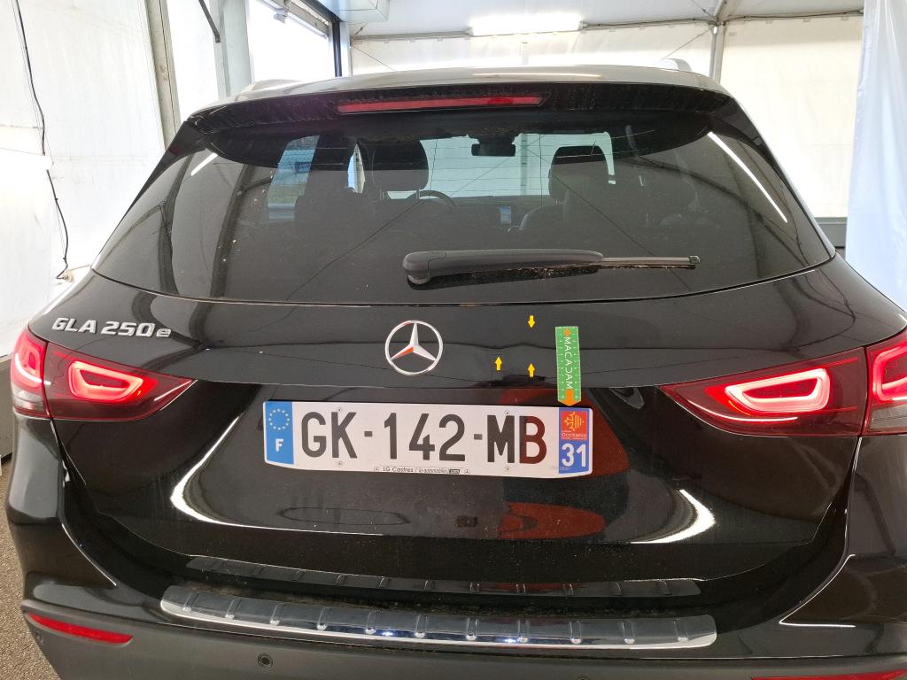 MERCEDES-BENZ MERCEDES GLA II 250 e 8G-DCT Progressive Line 2022