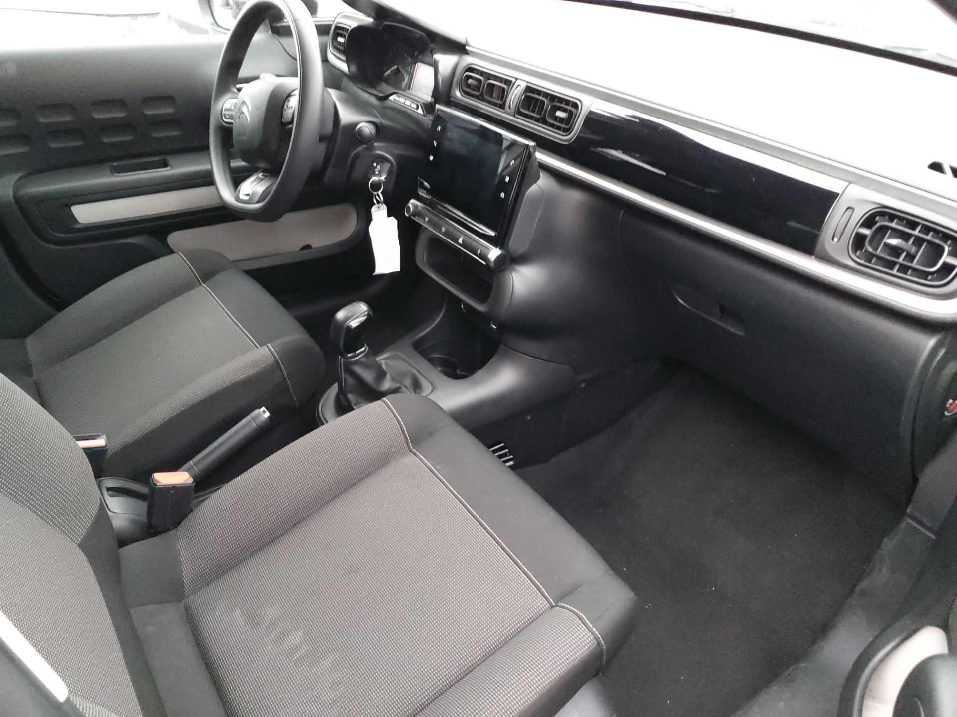 CITROEN C3 PureTech 83 BVM5 Plus 2024