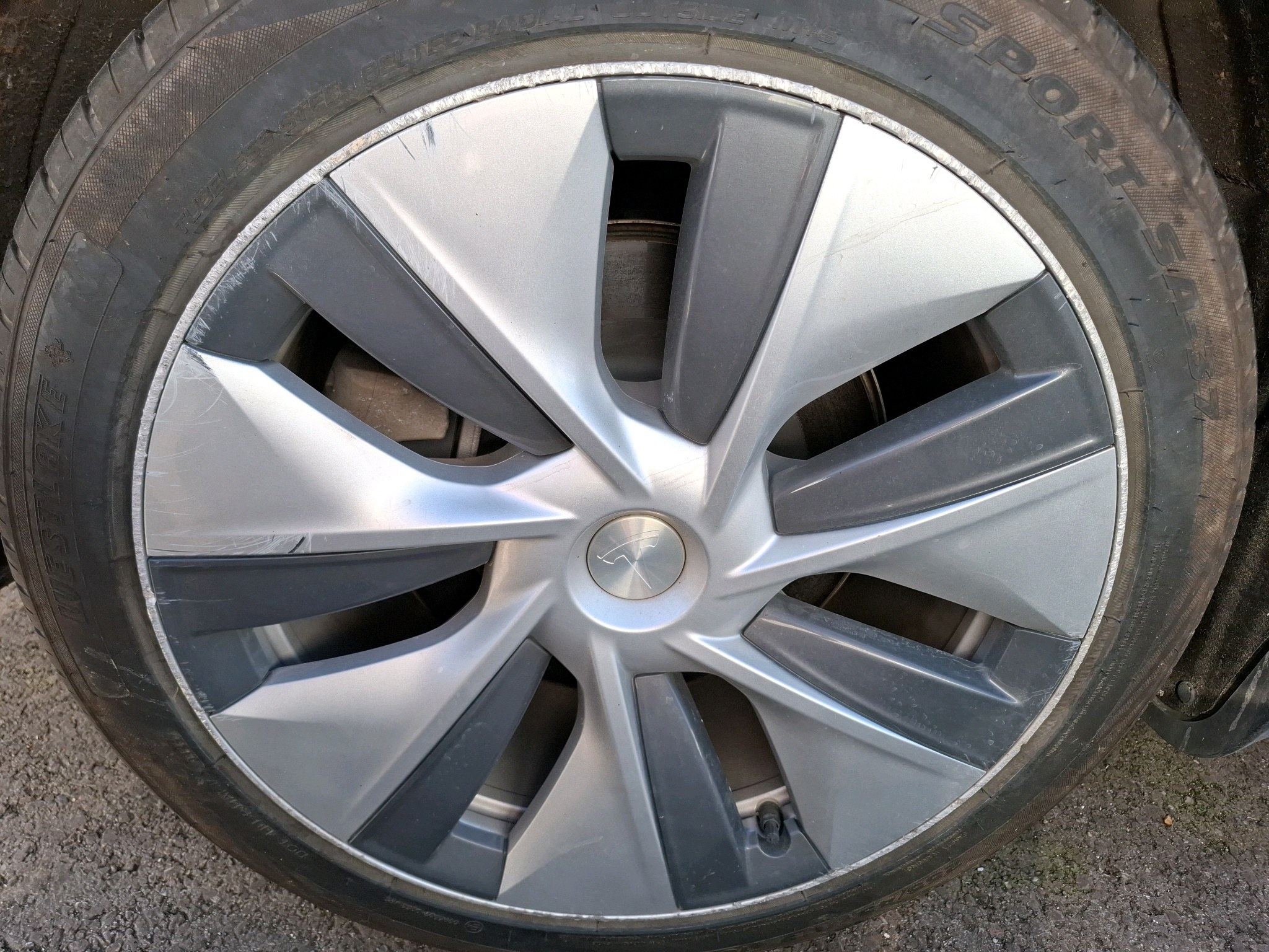 TESLA MODEL Y Standard RWD 2023