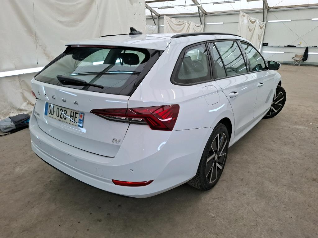 SKODA OCTAVIA COMBI 1.4 TSI PHEV iV 204 ch DSG6e Business 2021