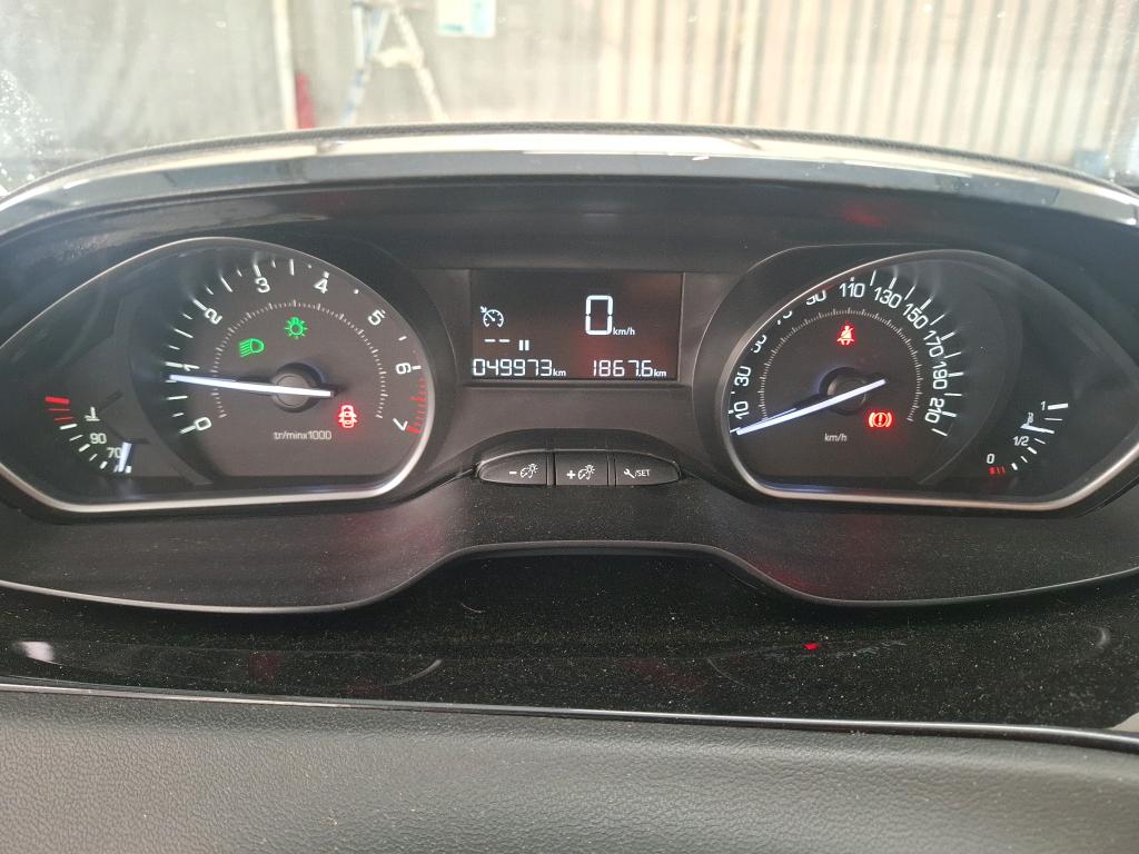 PEUGEOT 208 AFFAIRE PURETECH 82 S&S BVM5 PREMIUM 2018
