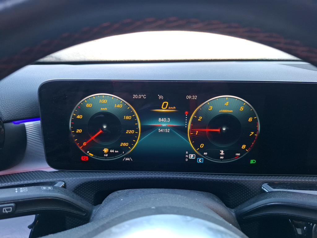 MERCEDES-BENZ MERCEDES CLASSE A 200 7G-DCT AMG Line 2022