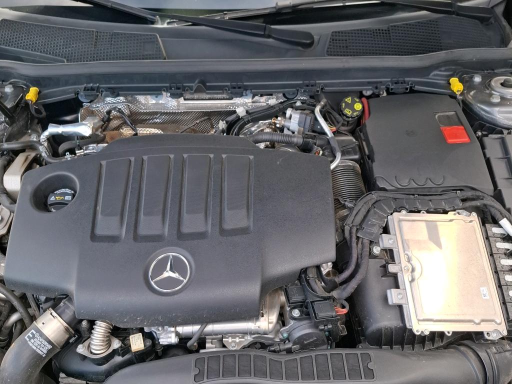MERCEDES-BENZ MERCEDES CLASSE A 180 d 8G-DCT Style Line 2022