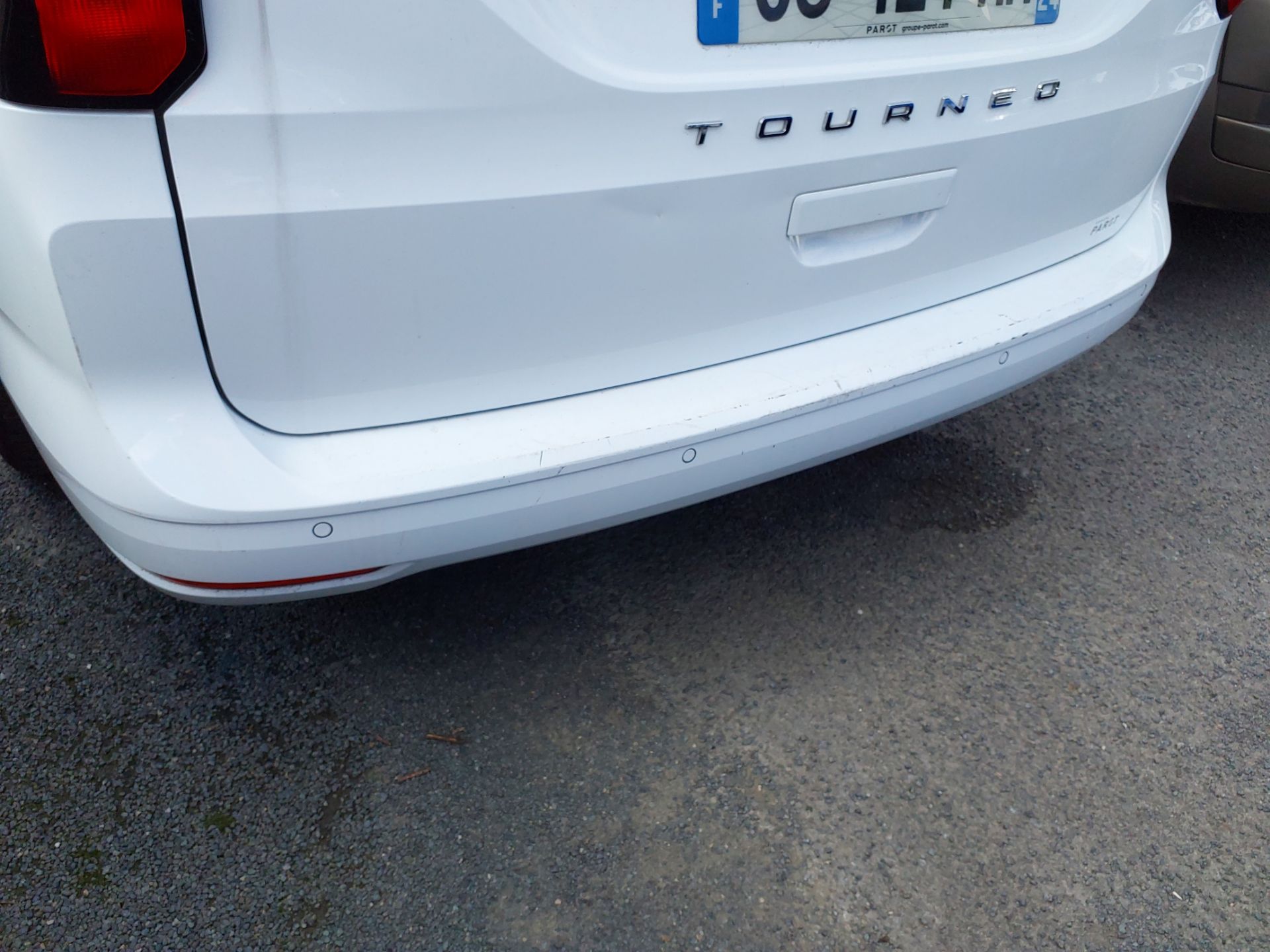 FORD TOURNEO GRAND Connect 2.0 EcoBlue 122 BVM6 Titanium 2023