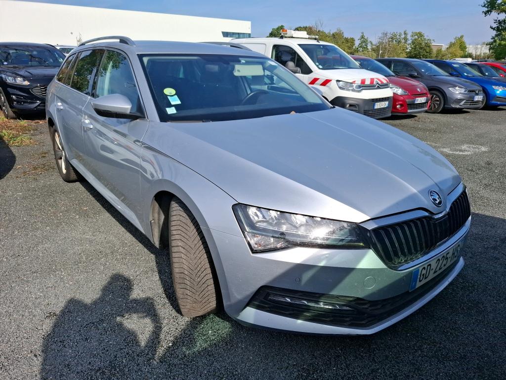 SKODA SUPERB COMBI 2.0 TDI 150 SCR DSG7 Business 2021