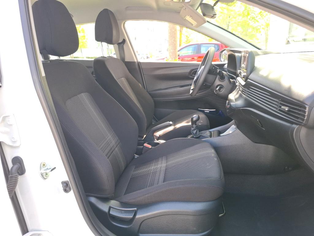 HYUNDAI i20 1.2 84 Initia 2023