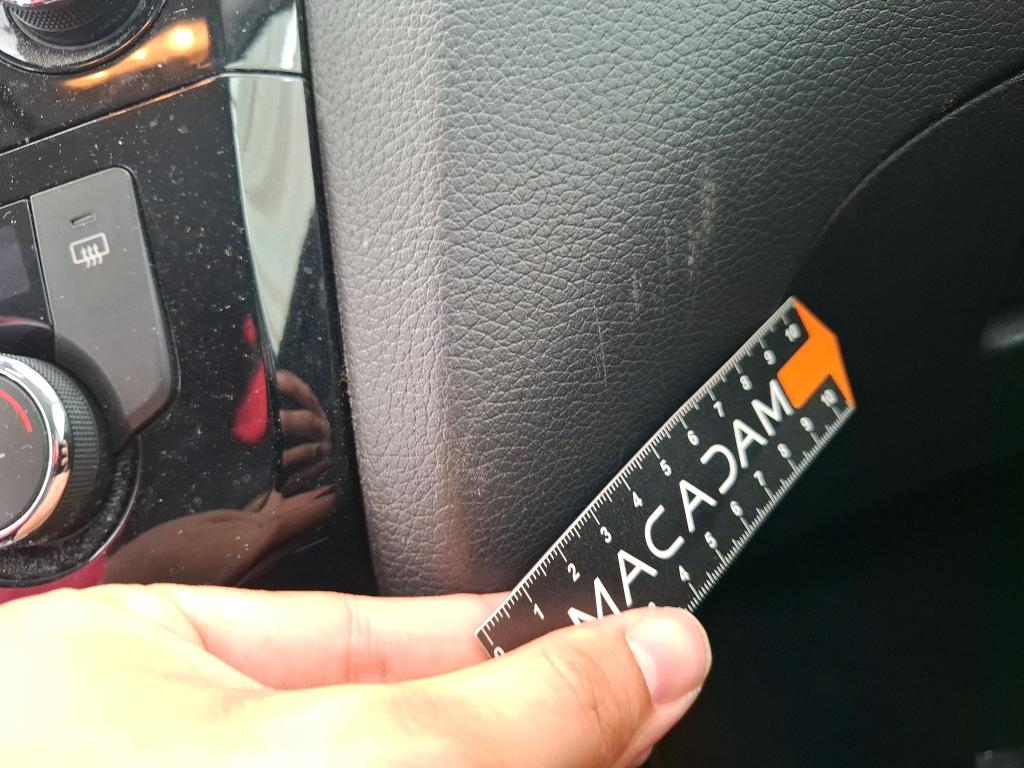 NISSAN  2019