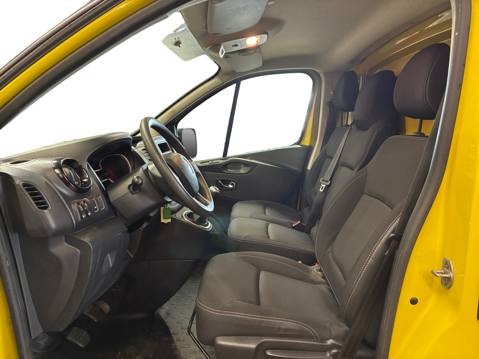 RENAULT TRAFIC FGN L2H1 1300 KG DCI 120 GRAND CONFORT 2021