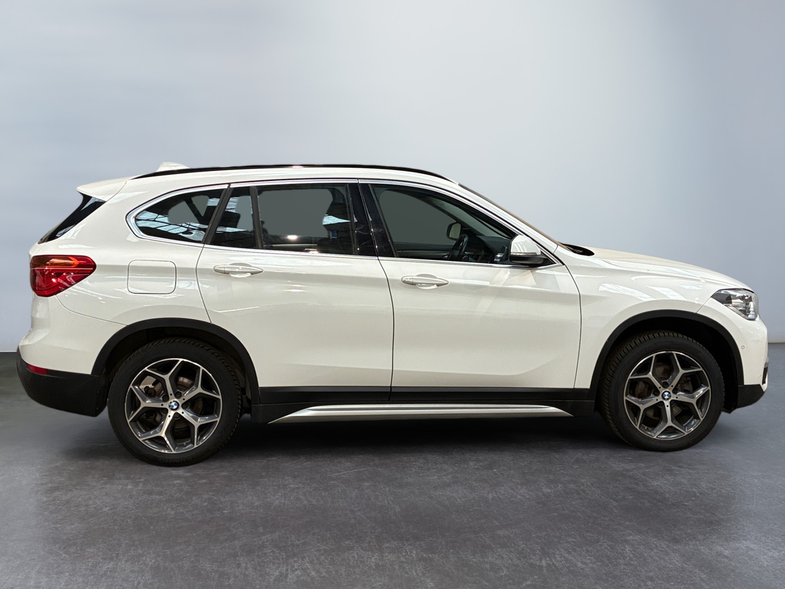 BMW X1 sDrive 18i 140 ch xLine 2018