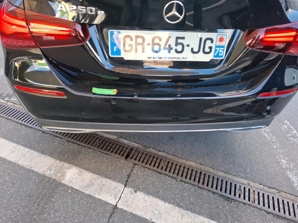 MERCEDES-BENZ CLASSE A 250 e 8G-DCT Progressive Line 2023