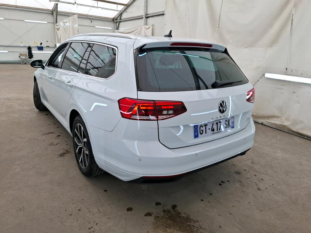 VOLKSWAGEN PASSAT SW 2.0 TDI EVO SCR 122 DSG7 Life Plus 2024