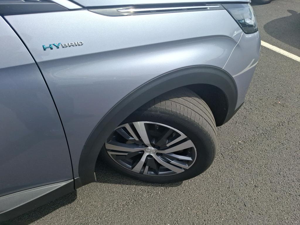 PEUGEOT 3008 Hybrid 180 e-EAT8 Active Pack 2023