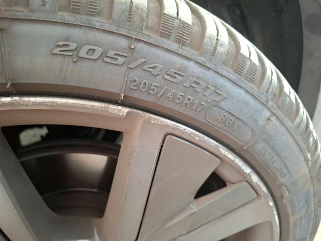 PEUGEOT 208) 208 PureTech 100 S&S BVM6 GT 2023