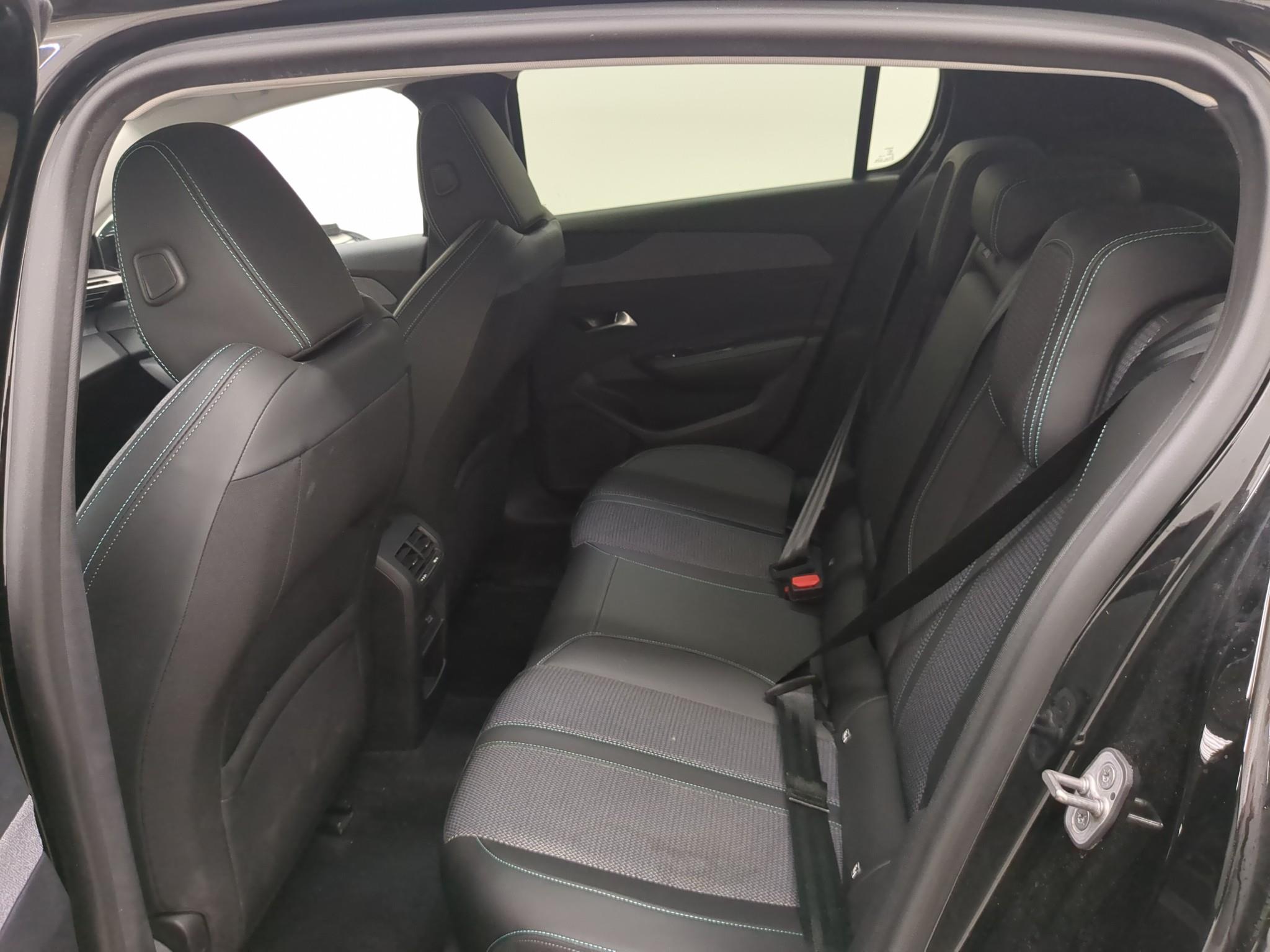 PEUGEOT 308 PHEV 180 e-EAT8 Allure 2023