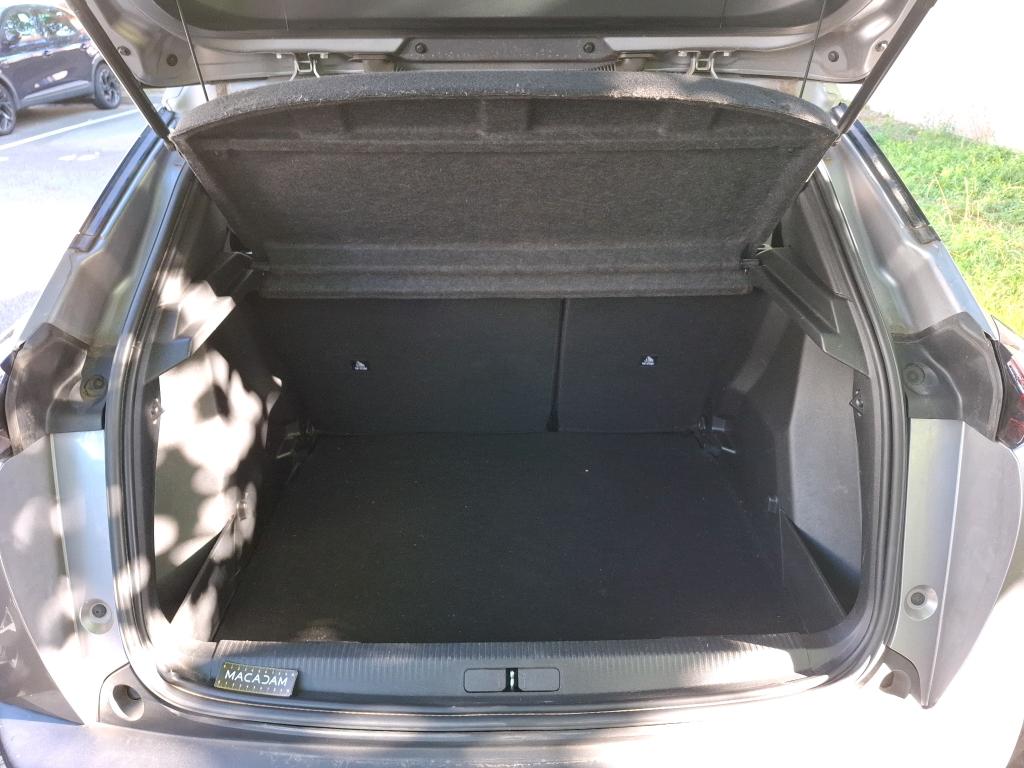 PEUGEOT 2008 BlueHDi 110 S&S BVM6 Active Pack 2022