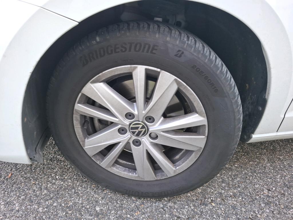 VOLKSWAGEN TOURAN 2.0 TDI 150 DSG7 5pl Life Plus 2023