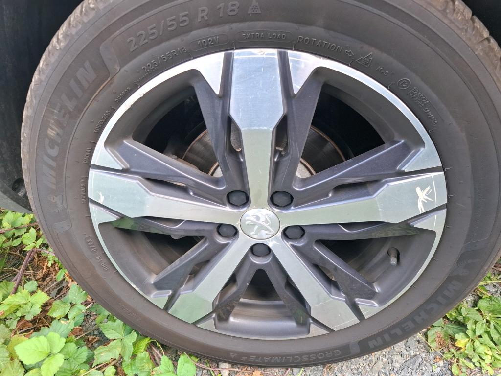 PEUGEOT 5008 BlueHDi 130ch S&S EAT8 GT 2023