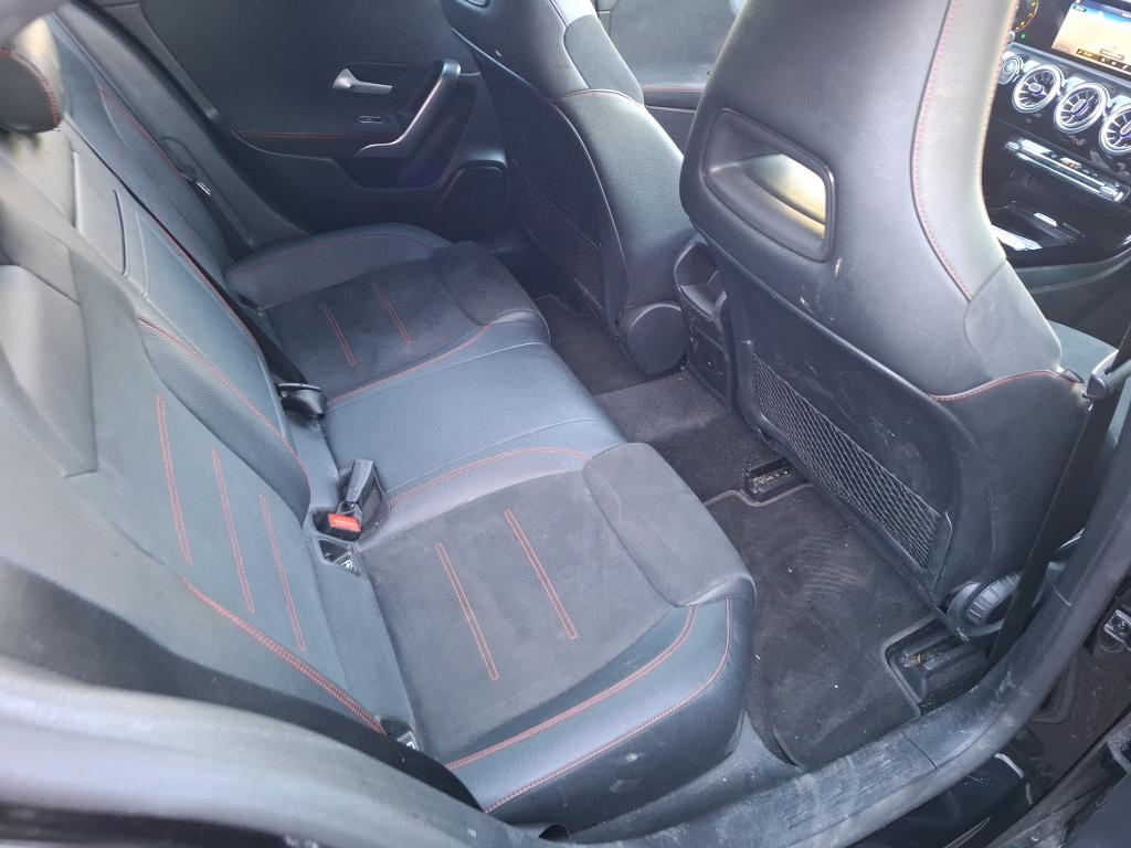 MERCEDES-BENZ MERCEDES CLASSE A 200 7G-DCT AMG Line 2022