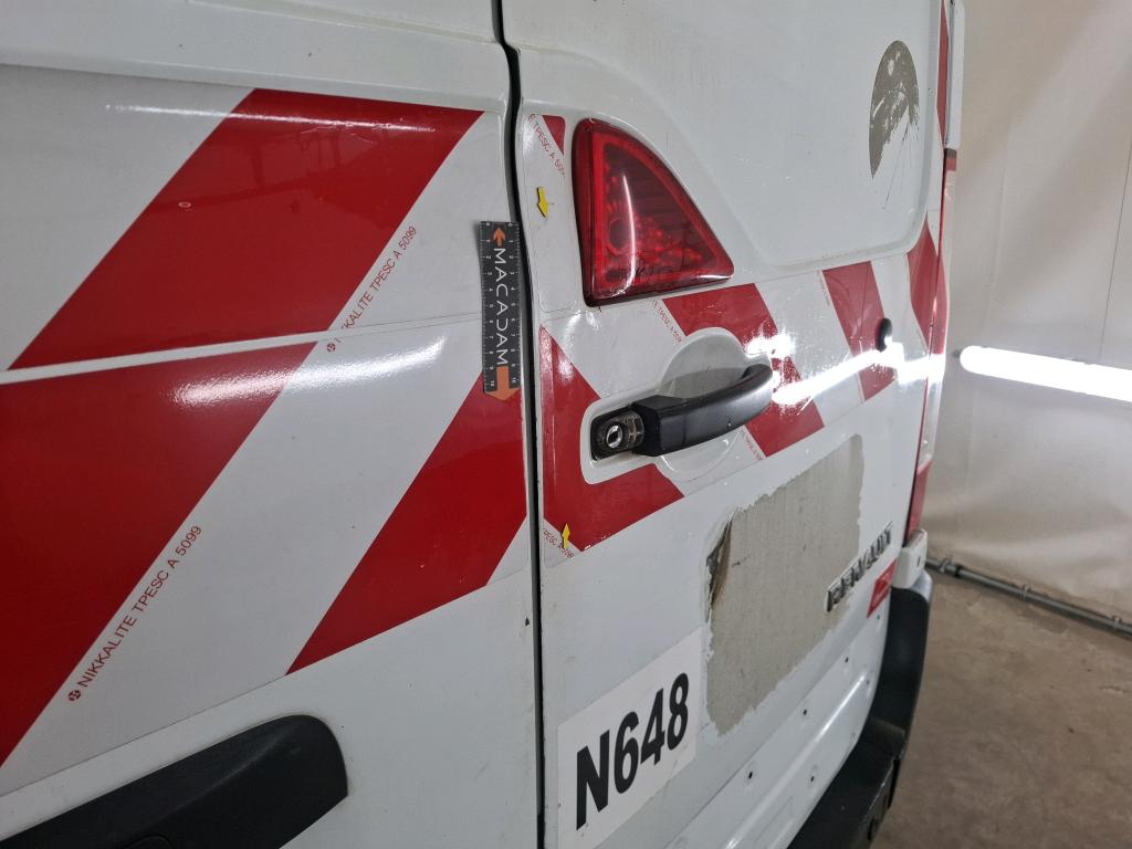 RENAULT MASTER FOURGON FGN L2H2 3.5t 2.3 dCi 130 E6 GRAND CONFORT 2017