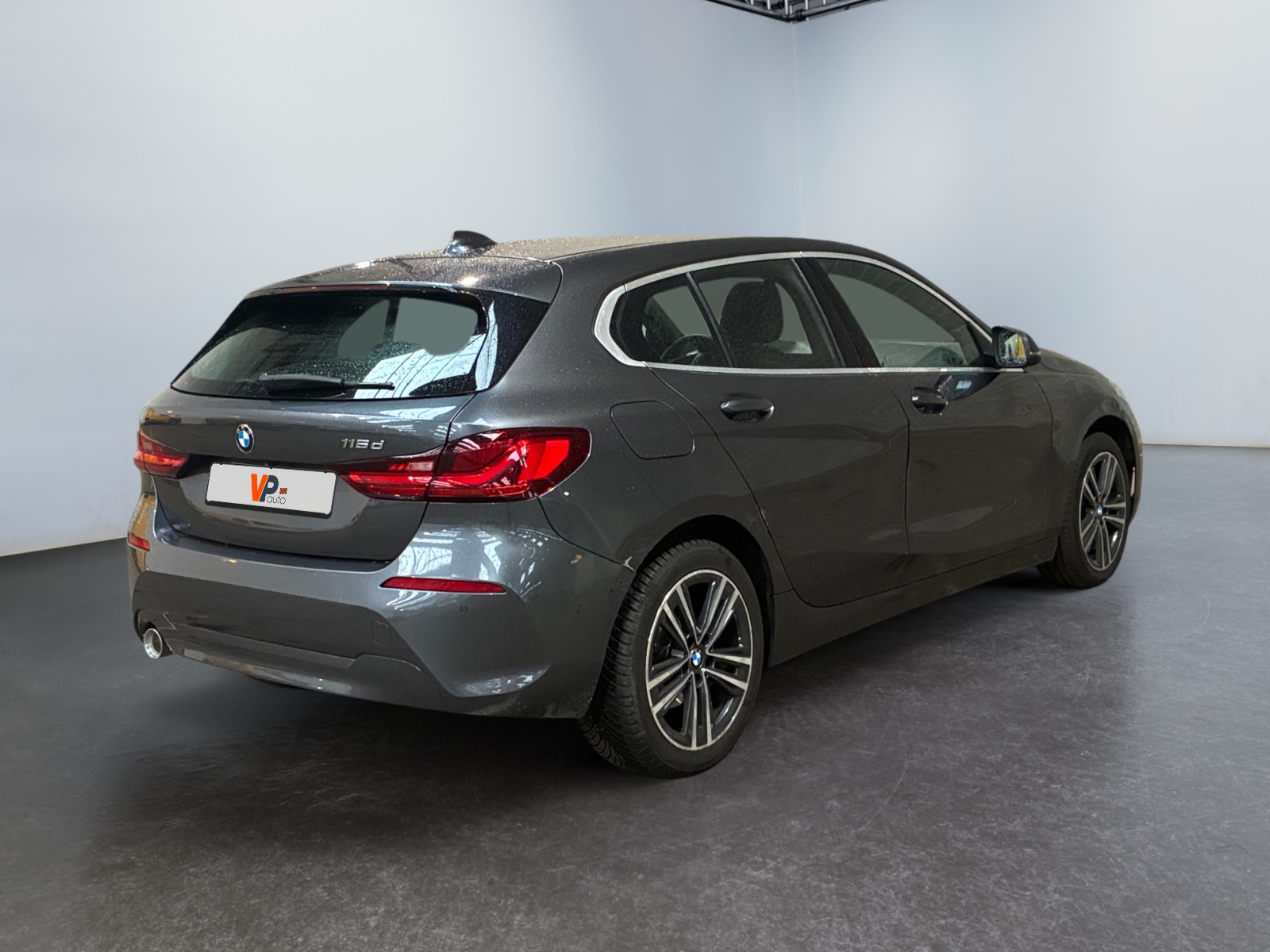 BMW Série 1 116d 116ch DKG7 Business Design 2021