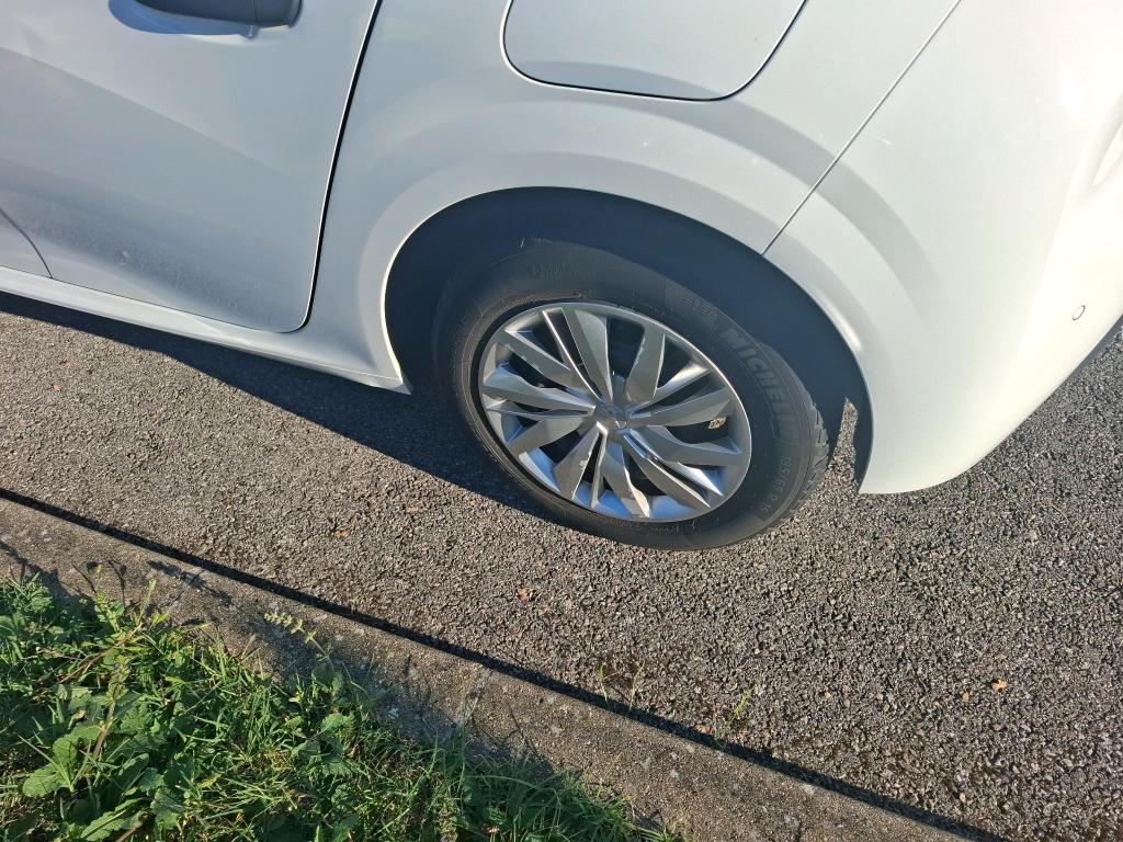 PEUGEOT 208 AFFAIRE BLUEHDI 100 S&S BVM6 PREMIUM 2022