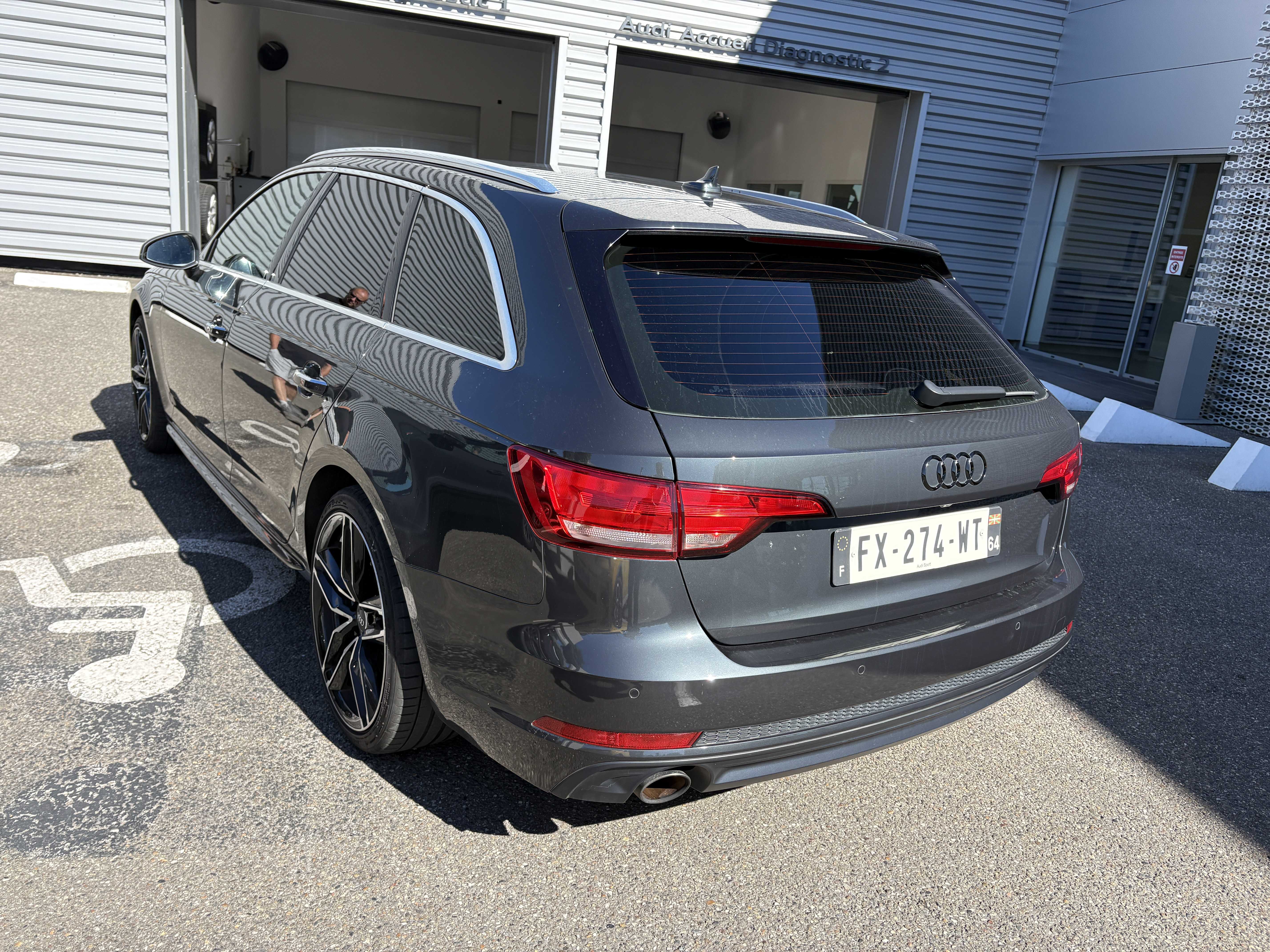 AUDI A4 Avant 2.0 TFSI 252CH S TRONIC DESIGN LUXE 2018